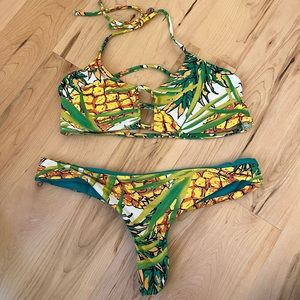Like new pineapple bikini